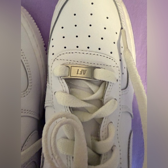 Nike Air Force 1 NWOT - Picture 4 of 11